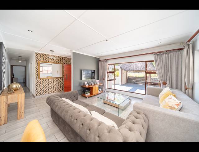 3 BEDROOM HOUSE FOR SALE IN NAHOON VALLEY PARK